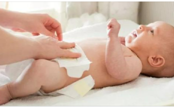 Expert Says Parents Should Ask Babies For Consent Before Changing Diapers