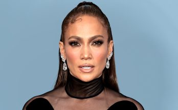 Users Slam Jennifer Lopez for Wearing 'Ridiculous Outfit' at Her New Movie Premiere – Photo