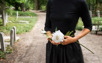 At My Grandma's Funeral, I Saw My Mom Hiding a Package in the Coffin — I Quietly Took It & Was Stunned When I Looked Inside