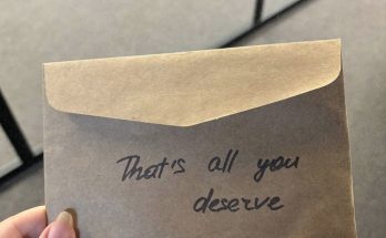 After our dad's death, my sister lost it. Mom rewrote the will, leaving her only 30%. Mom had her reasons—Helga was greedy, only showed up when she needed money, never caring for anyone. The final straw was their talk over the phone on speaker: Mom: "I get to decide who receives my money." Helga: "GOD, I CAN'T WAIT FOR YOU TO DIE, AND I'LL SUE FOR MY SHARE!" Jeez, I knew she was a selfish lunatic, but I never thought she'd go that far. After that, she called Mom nearly every day, throwing fits and demanding she change the will. Eventually, Mom couldn't take it anymore—and soon she passed away. God rest her soul. At the funeral, Helga put on a whole show, acting heartbroken. And then she started harassing me—just like she did to Mom. I decided to get a bit creative. A month later, I called her myself. Me: "I sold Mom's house. Even though it was mine, I'll give you half if you leave me alone. Deal?" Helga: "Perfect! I agree!" I left her the number of a safe deposit box and took off. Imagine her surprise when she found THIS ENVELOPE!