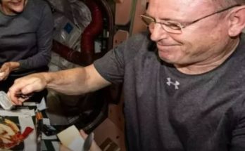 NASA Astronauts Survive on Urine-Derived Soup While Stranded