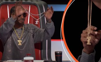 What Does This Special Necklace Snoop Dogg Gives to 'The Voice' Contestants Mean?