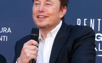 Elon Musk becomes the first person on Earth to reach a net worth of $400,000,000,000